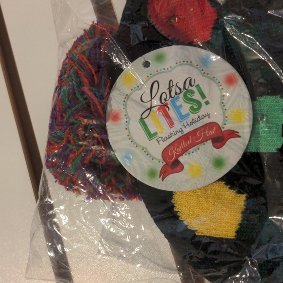 Lotsa lights flashing holiday knitted hat 13+ nwt - Picture 5 of 7